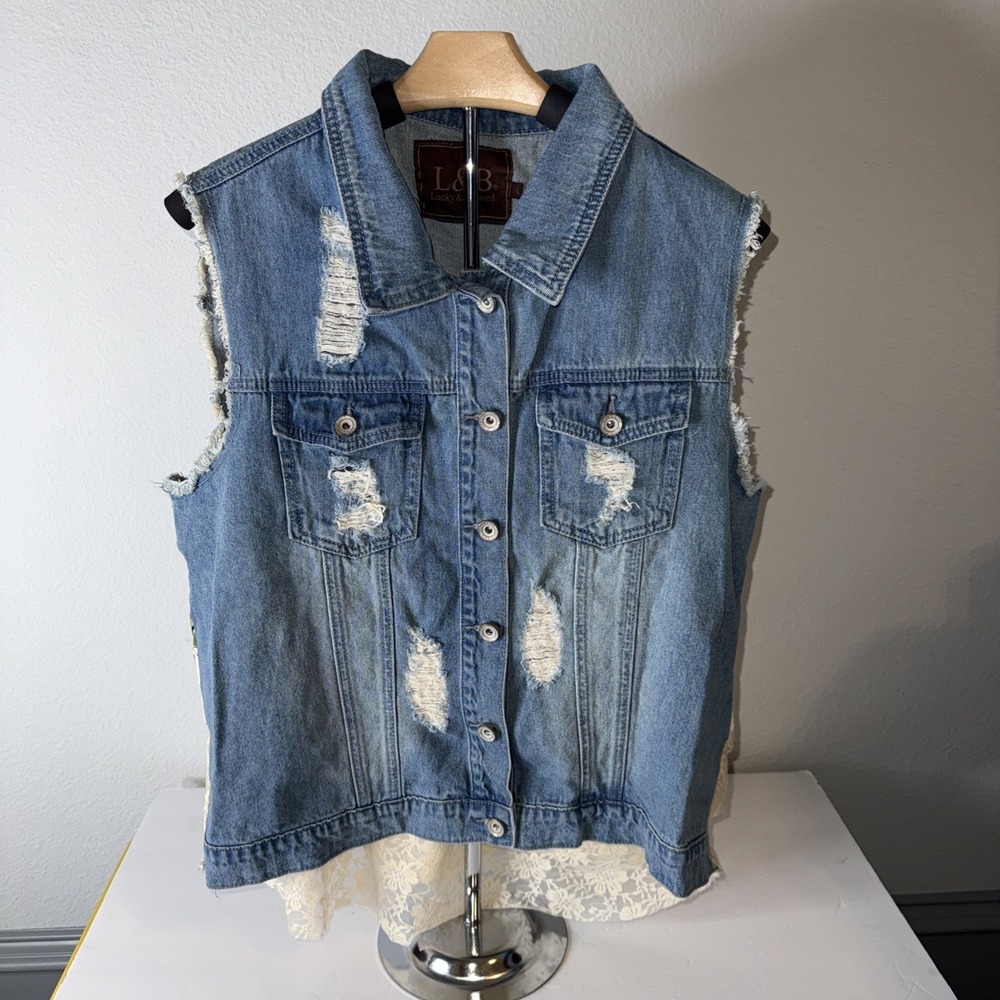 L & B Lucky & Blessed Denim Jacket Sleeveless Lace‎ Accents Size L E0056